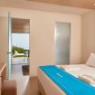 Island Hotel king size beds