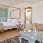 Room with in-room hydro massage bathtub Crete